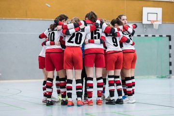 Bild 65 - B2 Loewinnen Cup